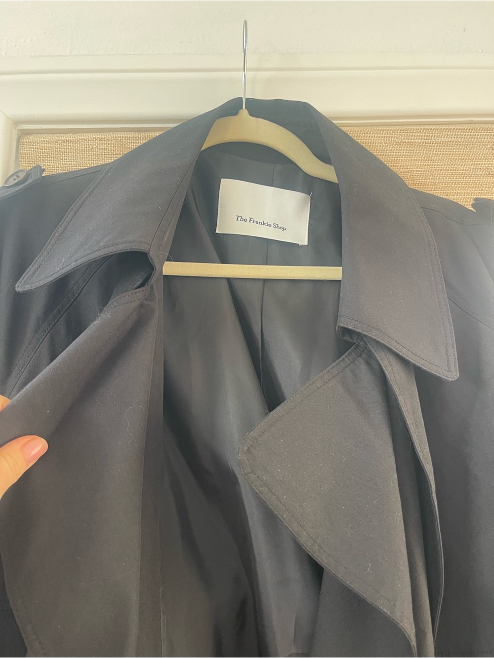 The Frankie Shop Black Cropped Double-Breasted Trench Jacket - Picture 4 of 6